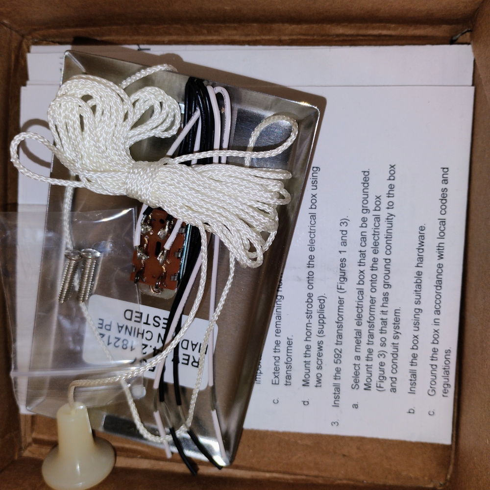 Emergency Signal System - White - Picture 7 of 11
